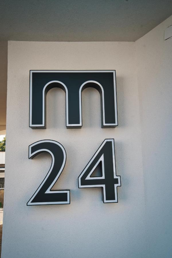 M-24 Apartments Маттерсбург Екстер'єр фото